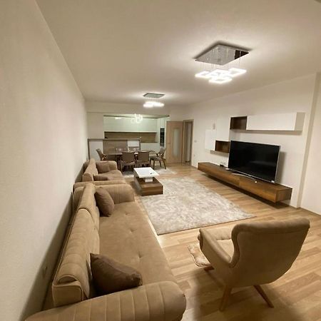 Violin 2 Bedroom Apartment Downtown Πρίζρεν Εξωτερικό φωτογραφία