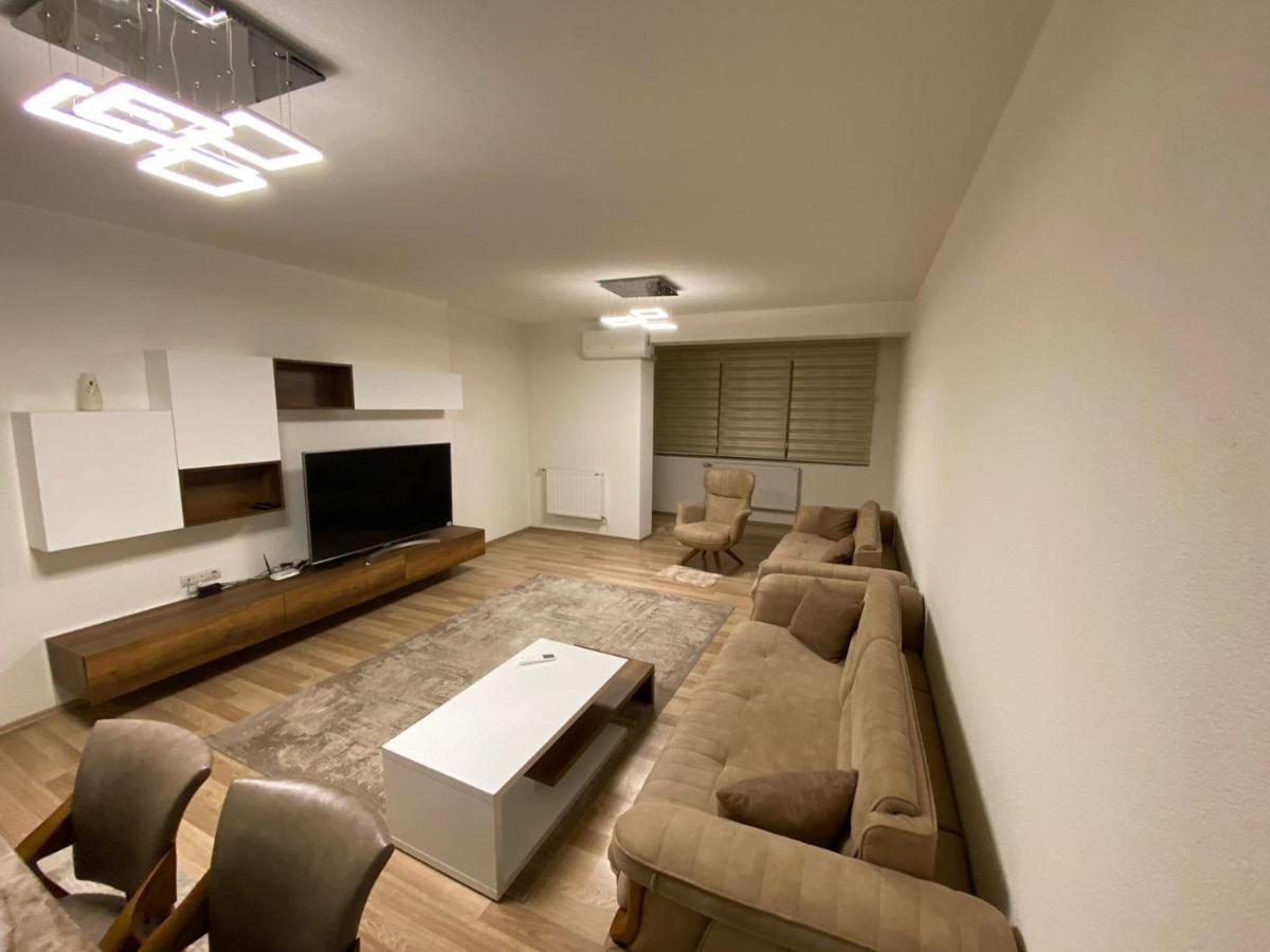 Violin 2 Bedroom Apartment Downtown Πρίζρεν Εξωτερικό φωτογραφία