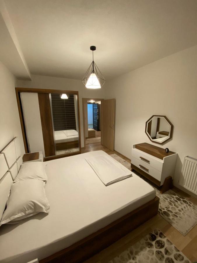 Violin 2 Bedroom Apartment Downtown Πρίζρεν Εξωτερικό φωτογραφία
